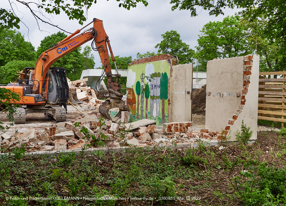 13.05.2022 - Baustelle am Haus für Kinder in Neuperlach